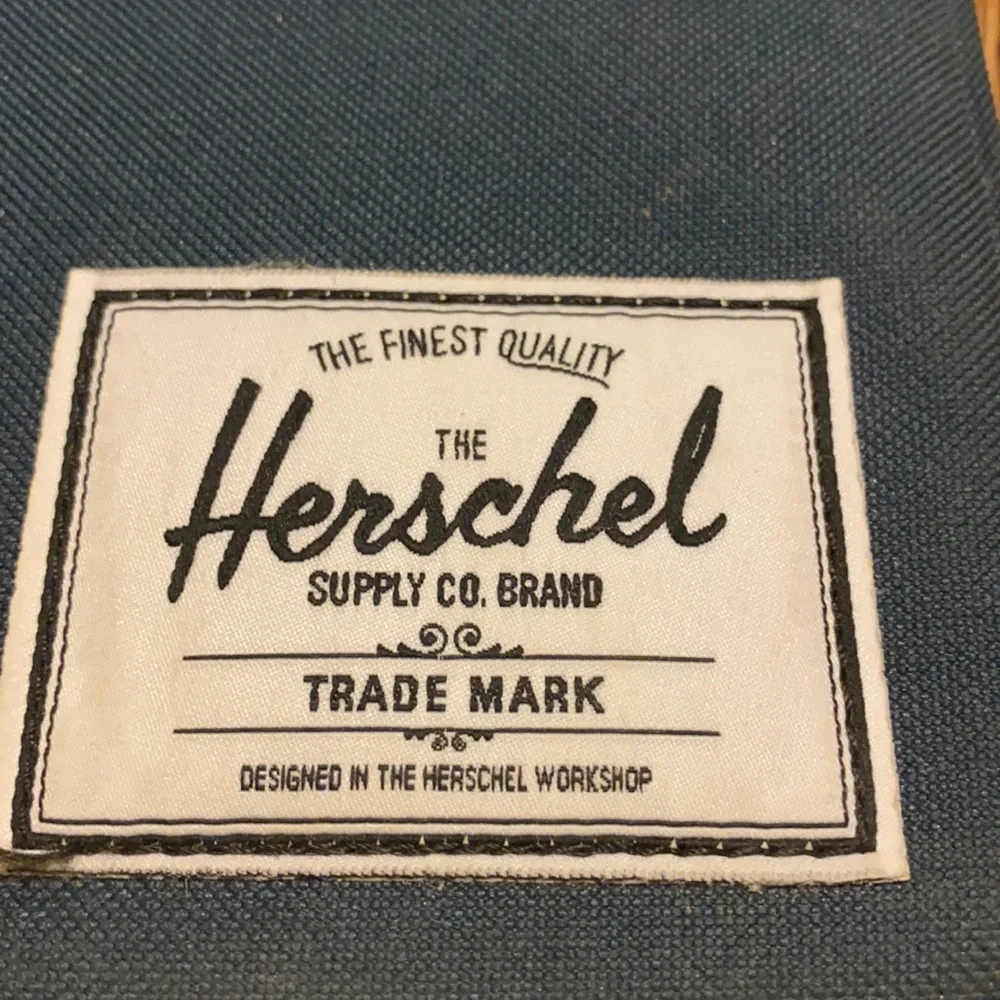 Herschel tablet or iPad soft padded case